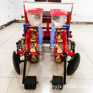 玉米覆膜播种机打施肥铺地管带陌上打孔玉米花生播种机