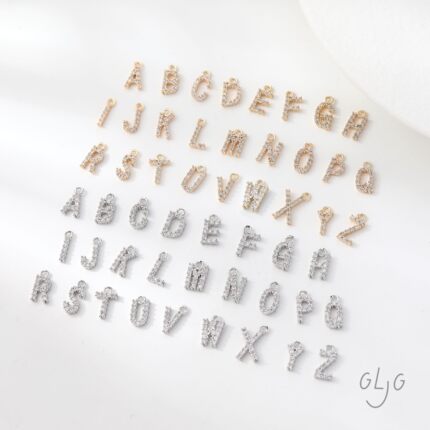 铜镀18K真金包金锆石26英文字母吊坠耳饰手链挂件diy配件材料