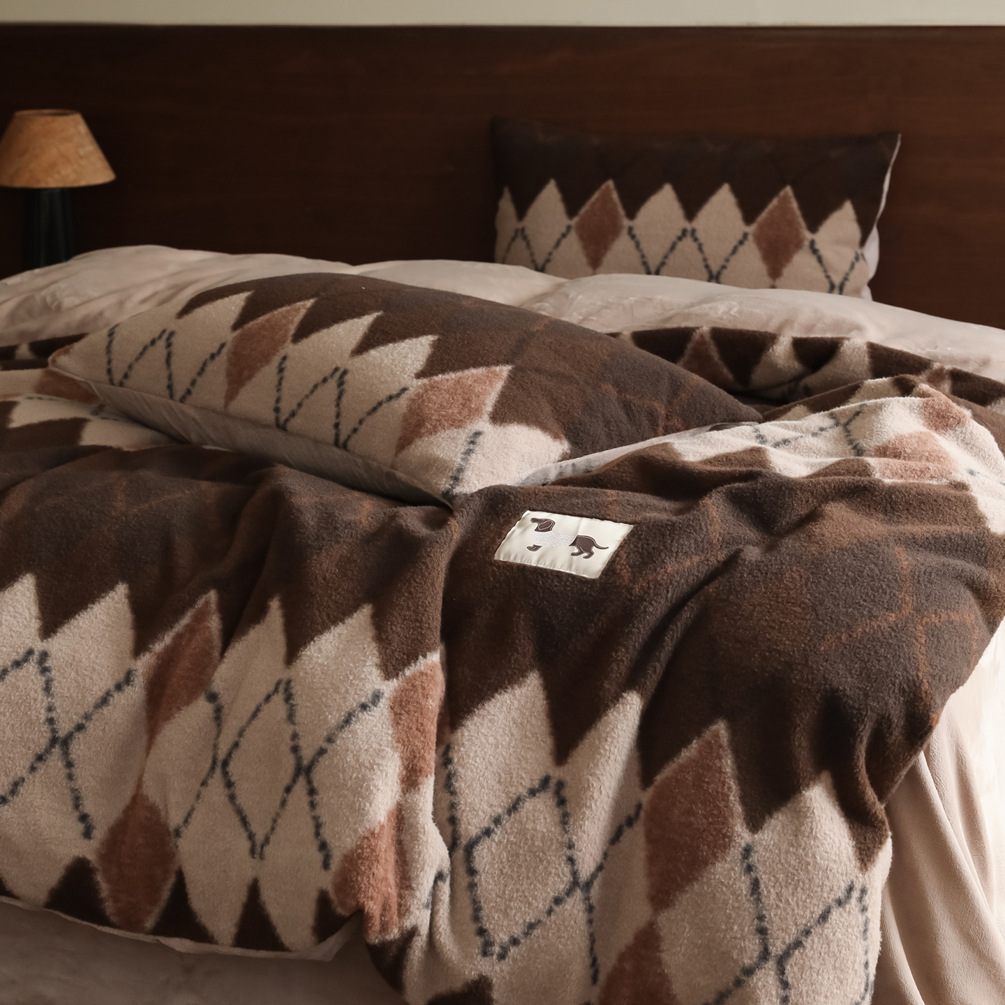 秋冬英伦复古风保暖咩咩绒四件套被套1.8m牛奶绒加厚床单床上用品