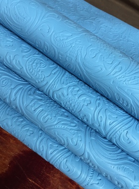 TC2012淡蓝色唐草花纹头层牛皮1.2mm偏软真皮手工DIY皮料12.5英尺