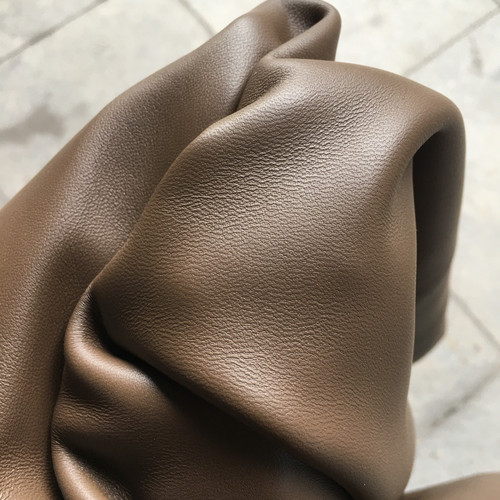 yp4003巧克力棕平纹羊皮真皮手工DIY皮料1.2mm软