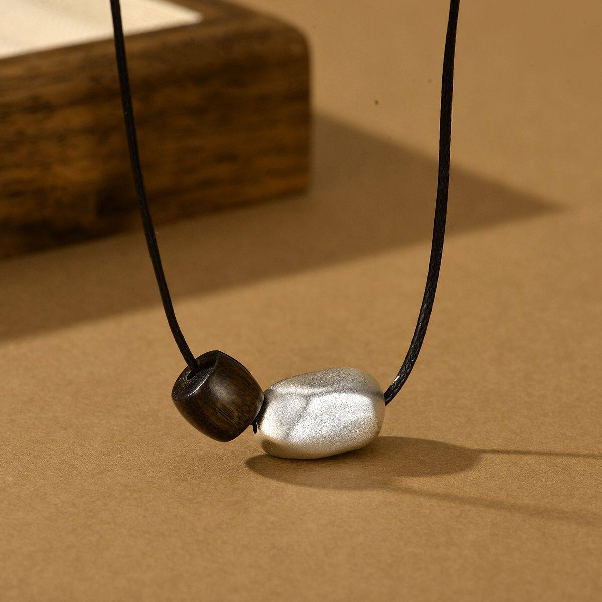 随行转运珠沉香黑绳项链女编织锁骨链男设计感