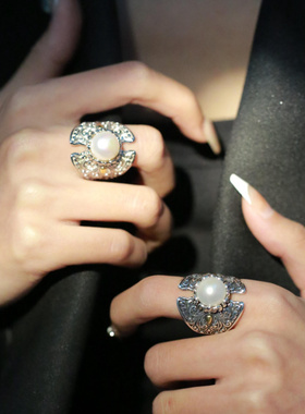 「万物起源」设计复古风戒指浮雕