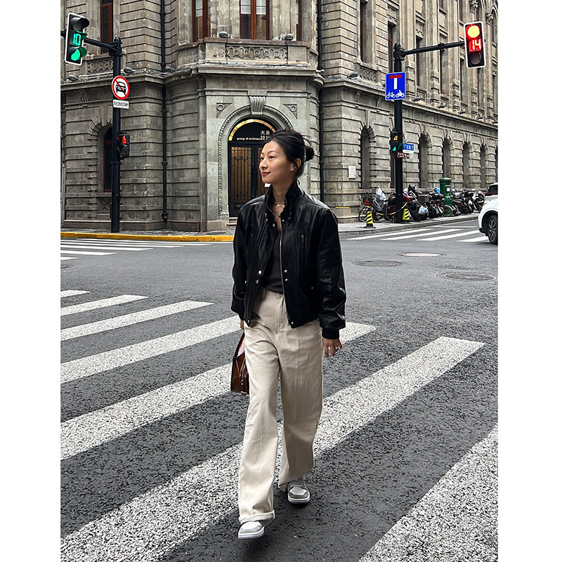 蓝豚豚 ins欧美感街头嬉皮士风夹棉皮衣 机车女孩纹理羊皮夹克