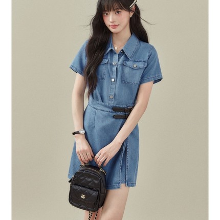 2025新款复古风牛仔连衣裙女夏季港味薄款设计感收腰显瘦短款裙子