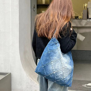 2025秋冬小香风大容量垃圾袋牛仔包丹宁托特包通勤大包链条单肩包