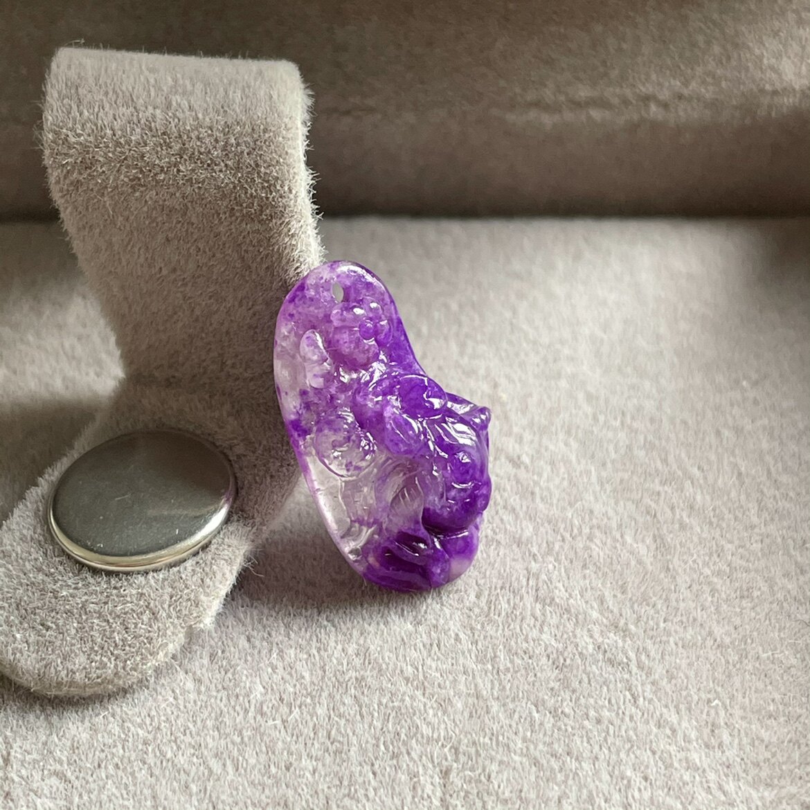 醒走天然舒俱来老料冰飘紫卡通可爱独角兽雕件雕刻牌苏纪石小吊坠