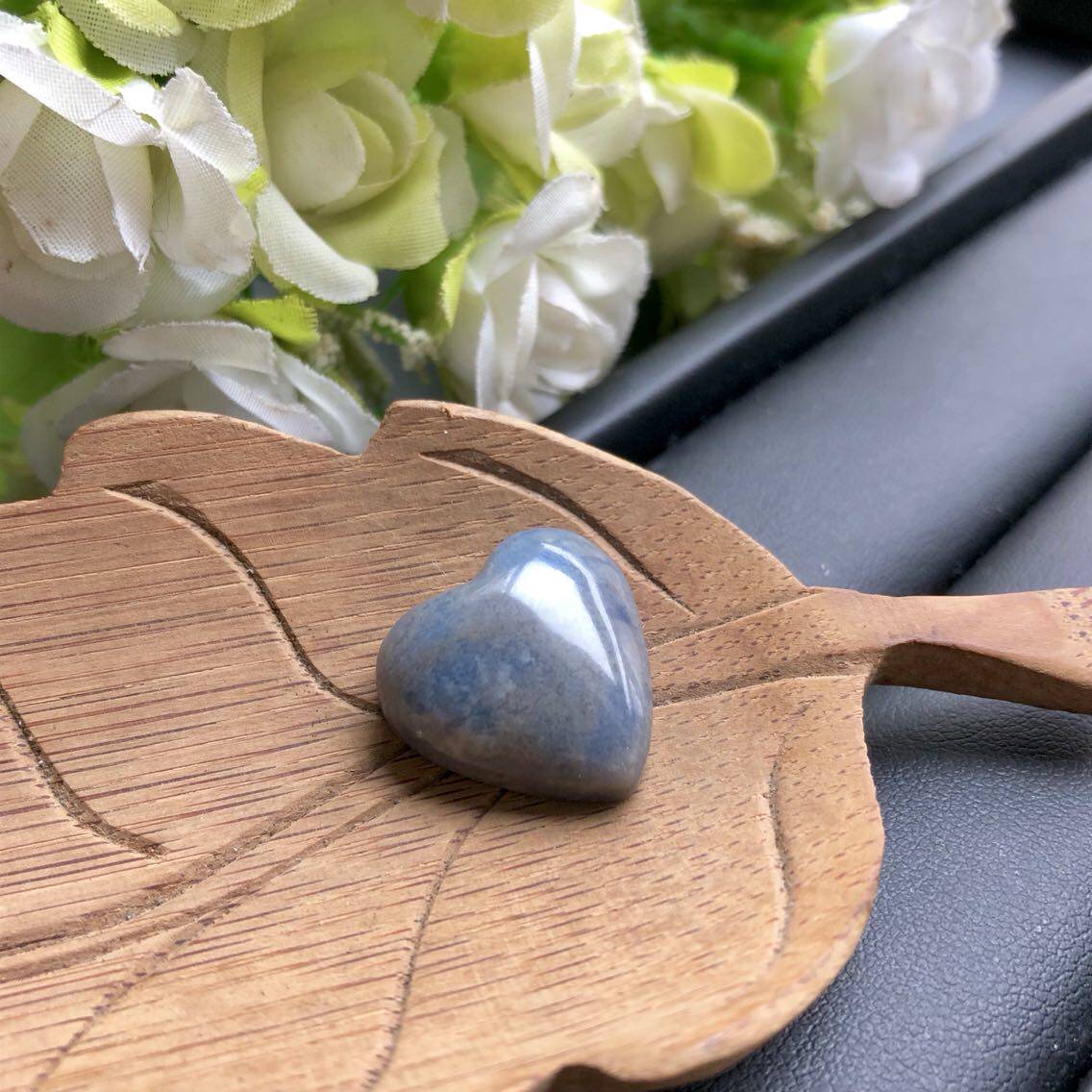 醒走 天然舒俱来老料玉化蓝绿色大爱心形桃心裸石吊坠苏纪石镶嵌