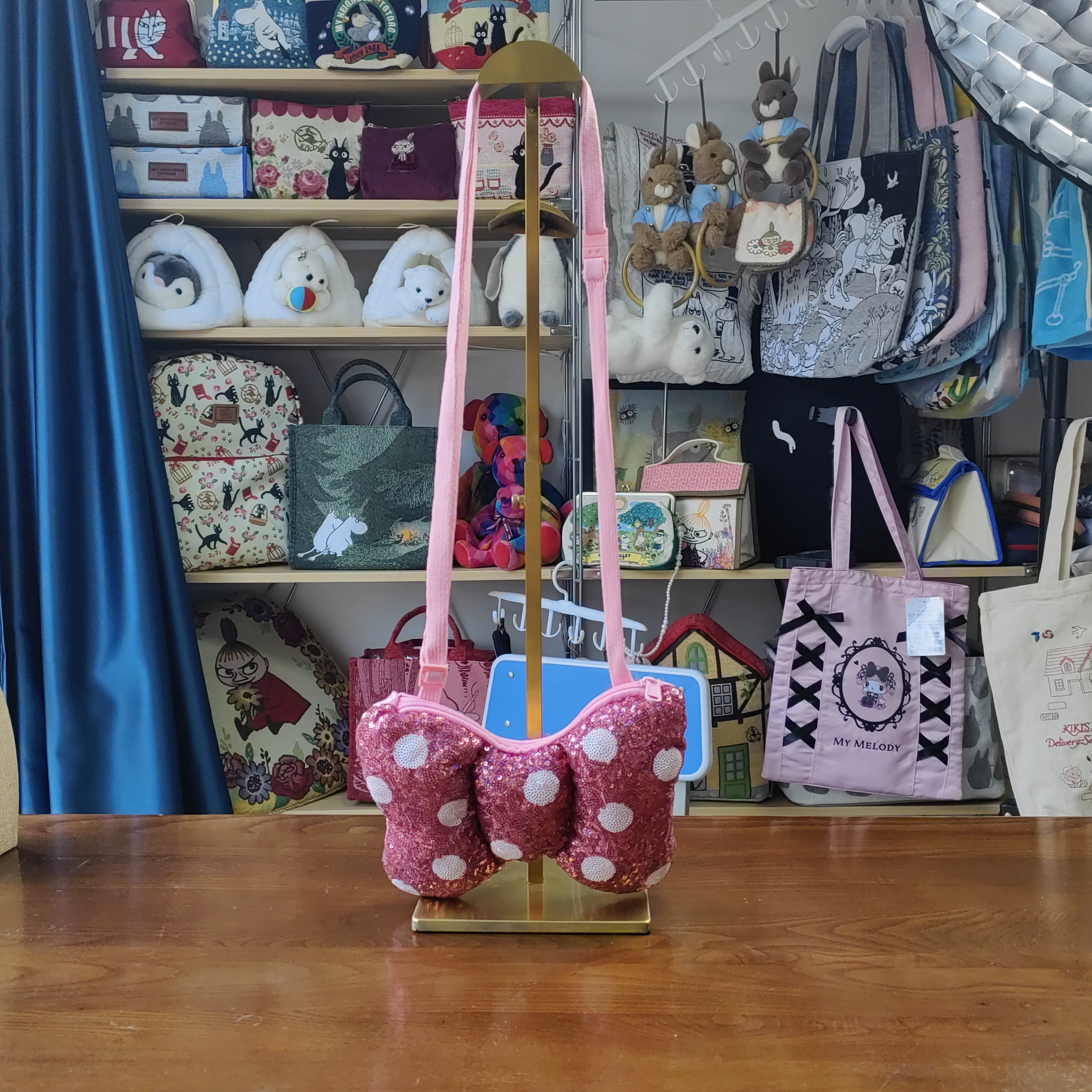 香港迪士尼乐园25年米妮日Minnie糖果粉色蝴蝶结亮片斜挎包