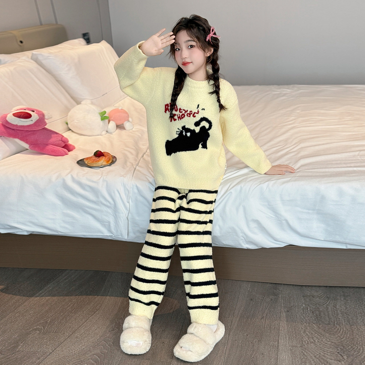 2025年冬季新款女童家居服套装