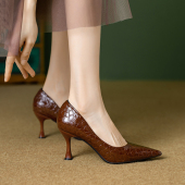 女气质高级不累脚百搭显瘦尖头细跟单鞋 2026年春季 高跟鞋 法式 新款