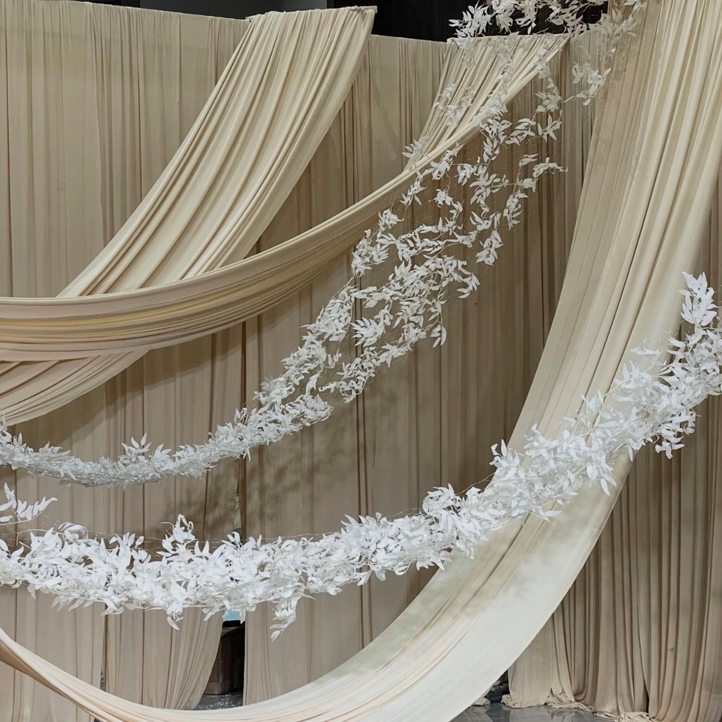白色韩系婚礼婚庆布置背景布幔