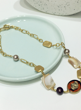 高级感奢华法式复古贝壳拉丝长方形方块仿珍珠OT扣子项链锁骨链颈