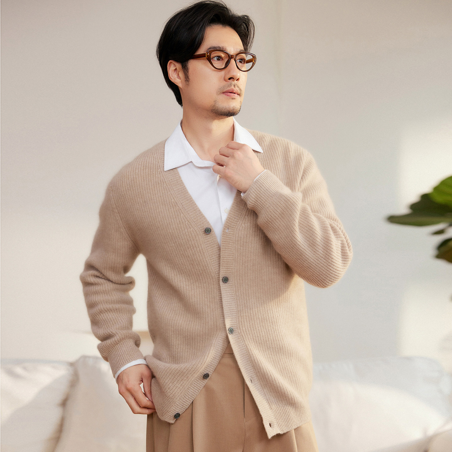 秋冬100%纯山羊绒V领针织开衫男
