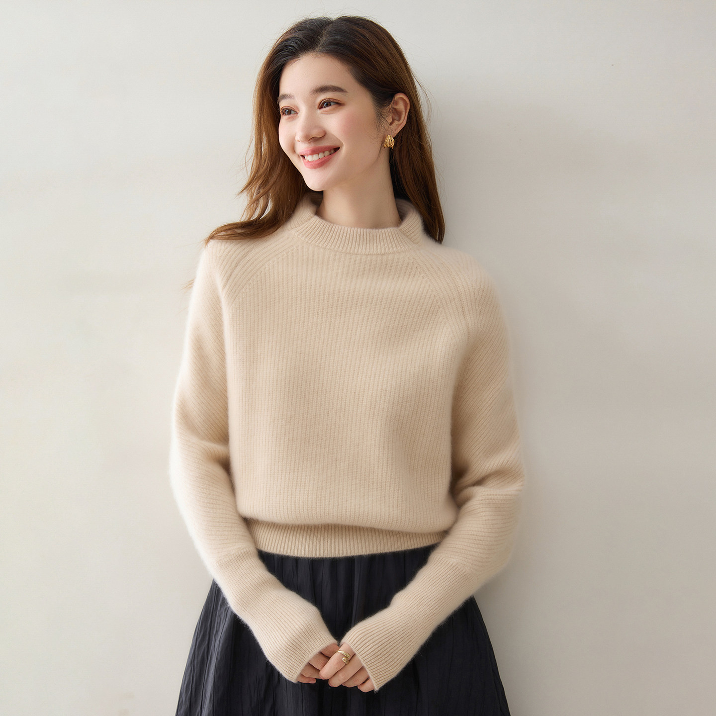 秋冬100%纯山羊绒圆领针织衫女