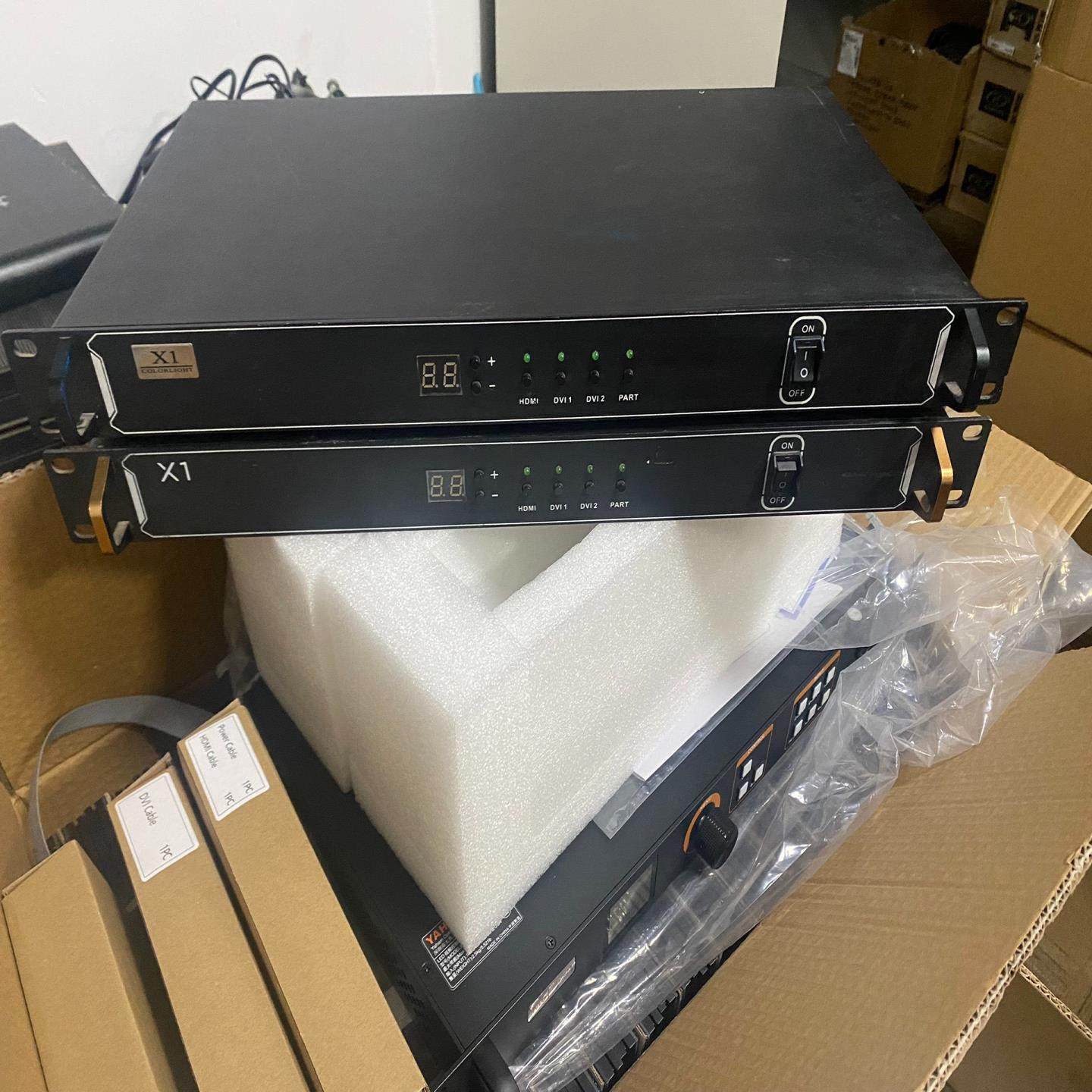 卡莱特视频处理器X1{天意设备}