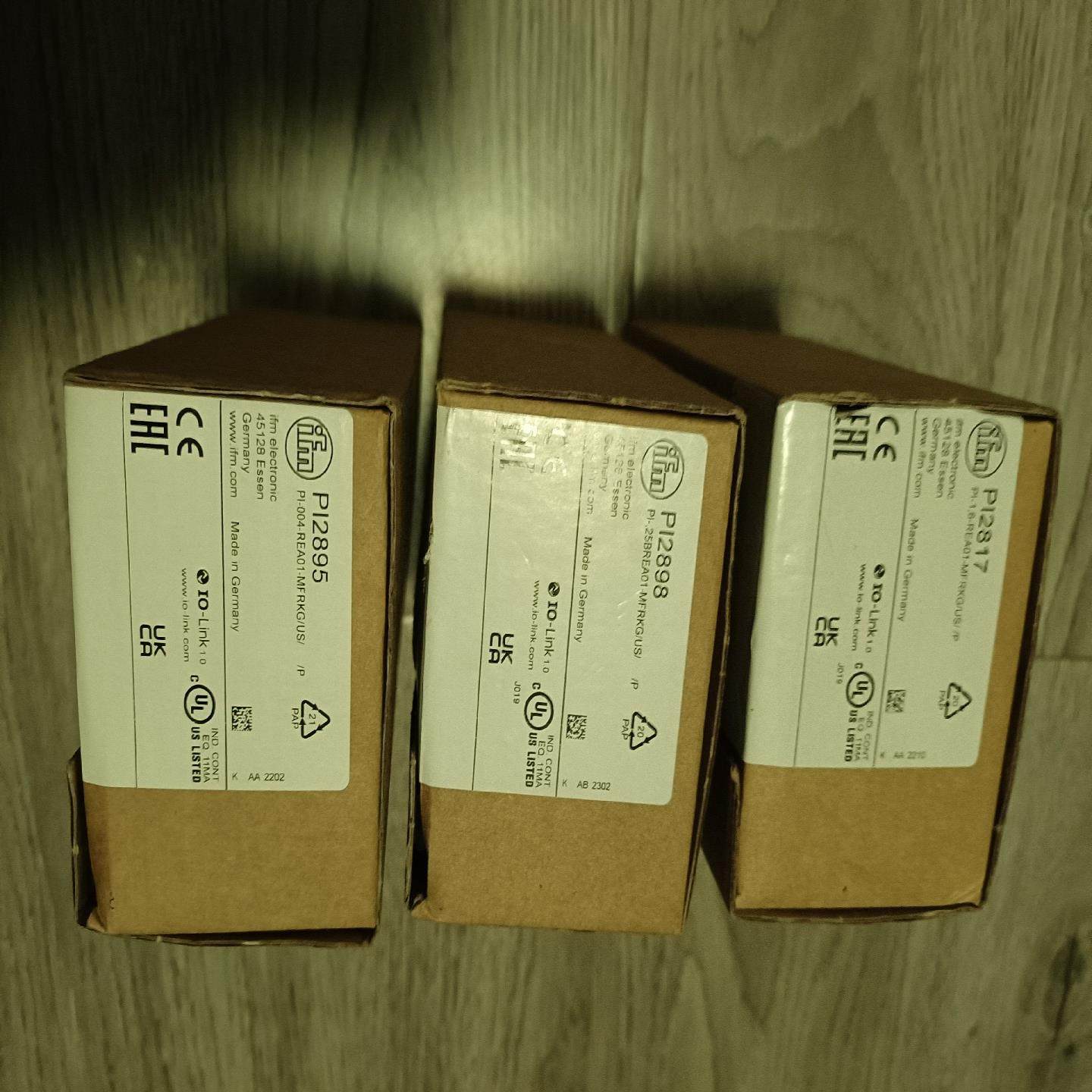 易福门压力传感器PI2794  PI2797 PI2898{天意设备}