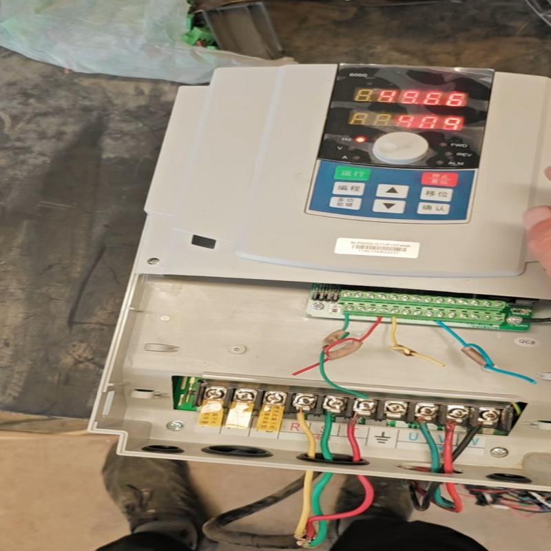 欣灵xlp6000变频器11G15P功能包好{天意设备}