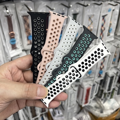 华强北官网款适用苹果iwatch10手表带S11ProMax洞洞9运动质感硅胶