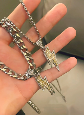 欧美朋克镶钻闪电吊坠项链