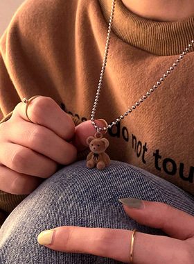 日韩毛绒小熊项链情侣款