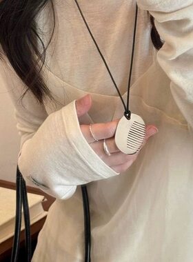迷你梳子吊坠项链女百搭便携