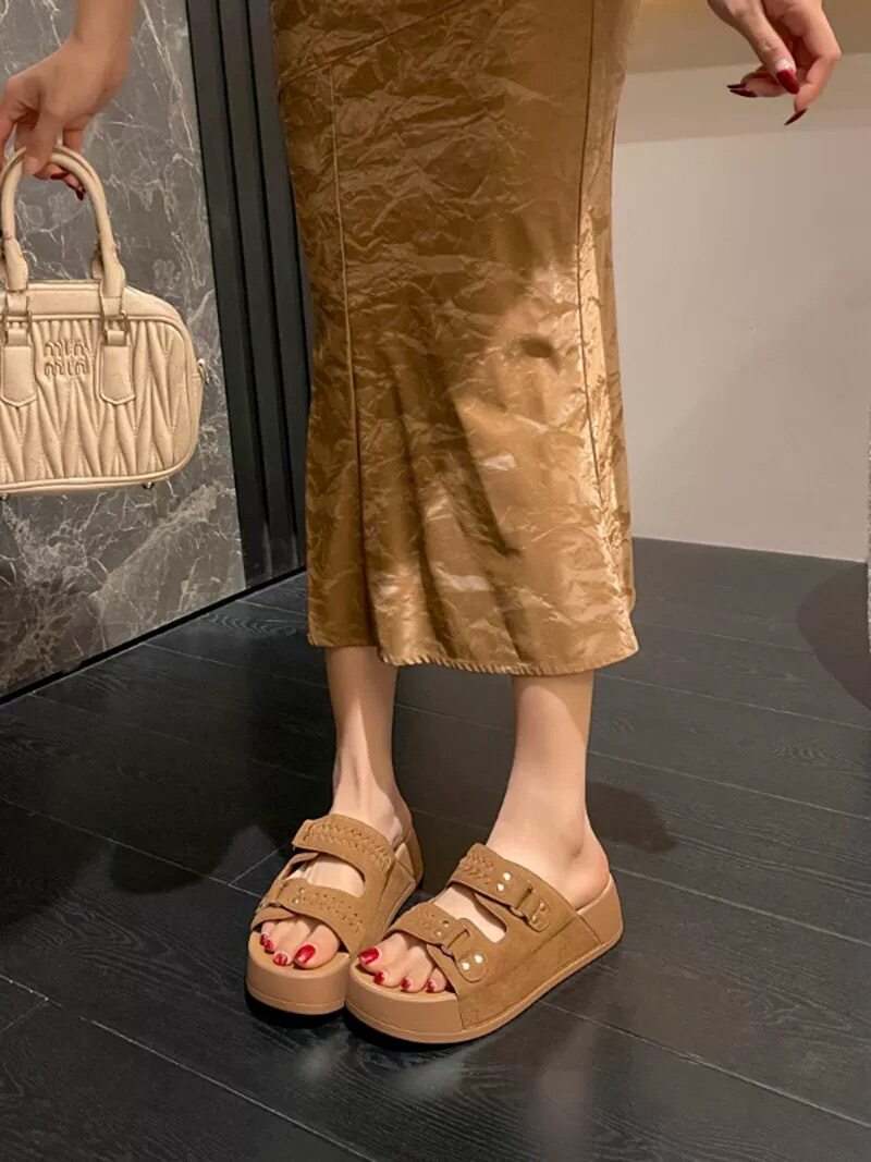 娇娅媚妮专柜正品2026新款反绒皮厚底勃肯女外穿懒人拖沙滩拖鞋
