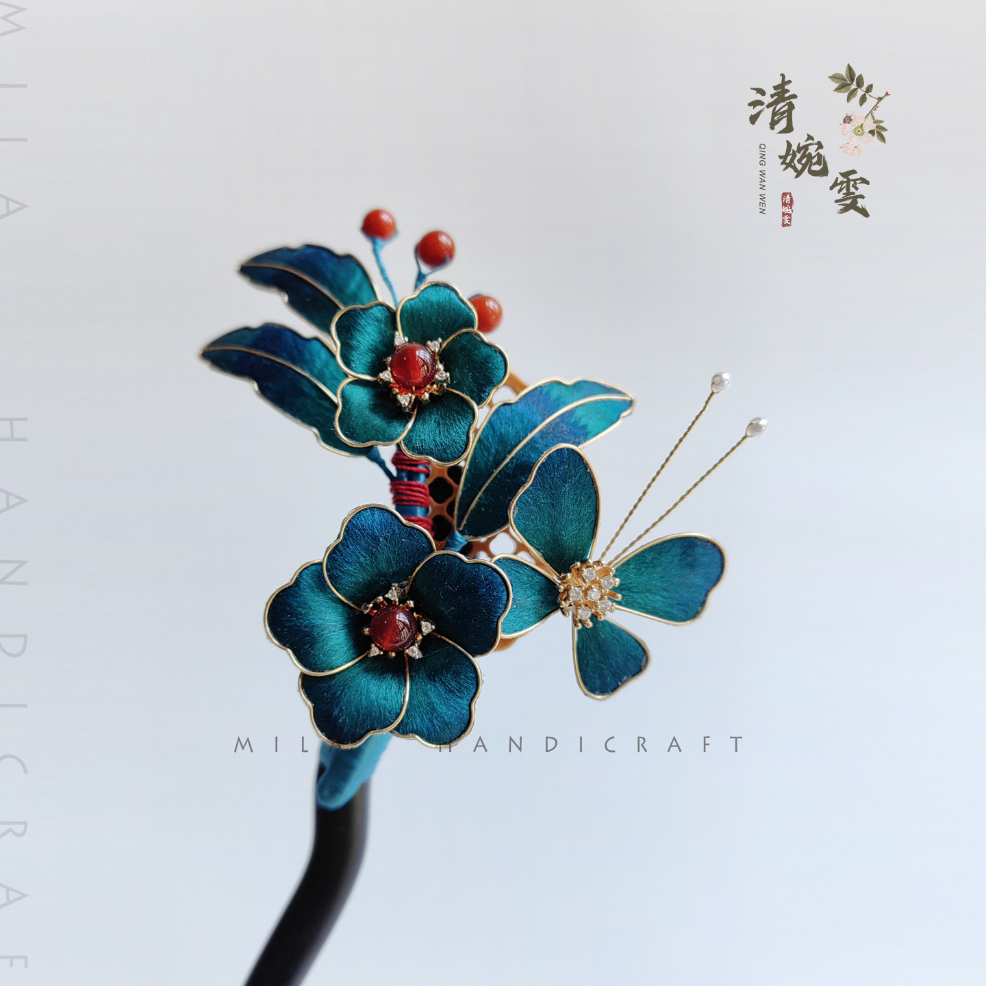掐丝绒花芭蕉叶檀木簪