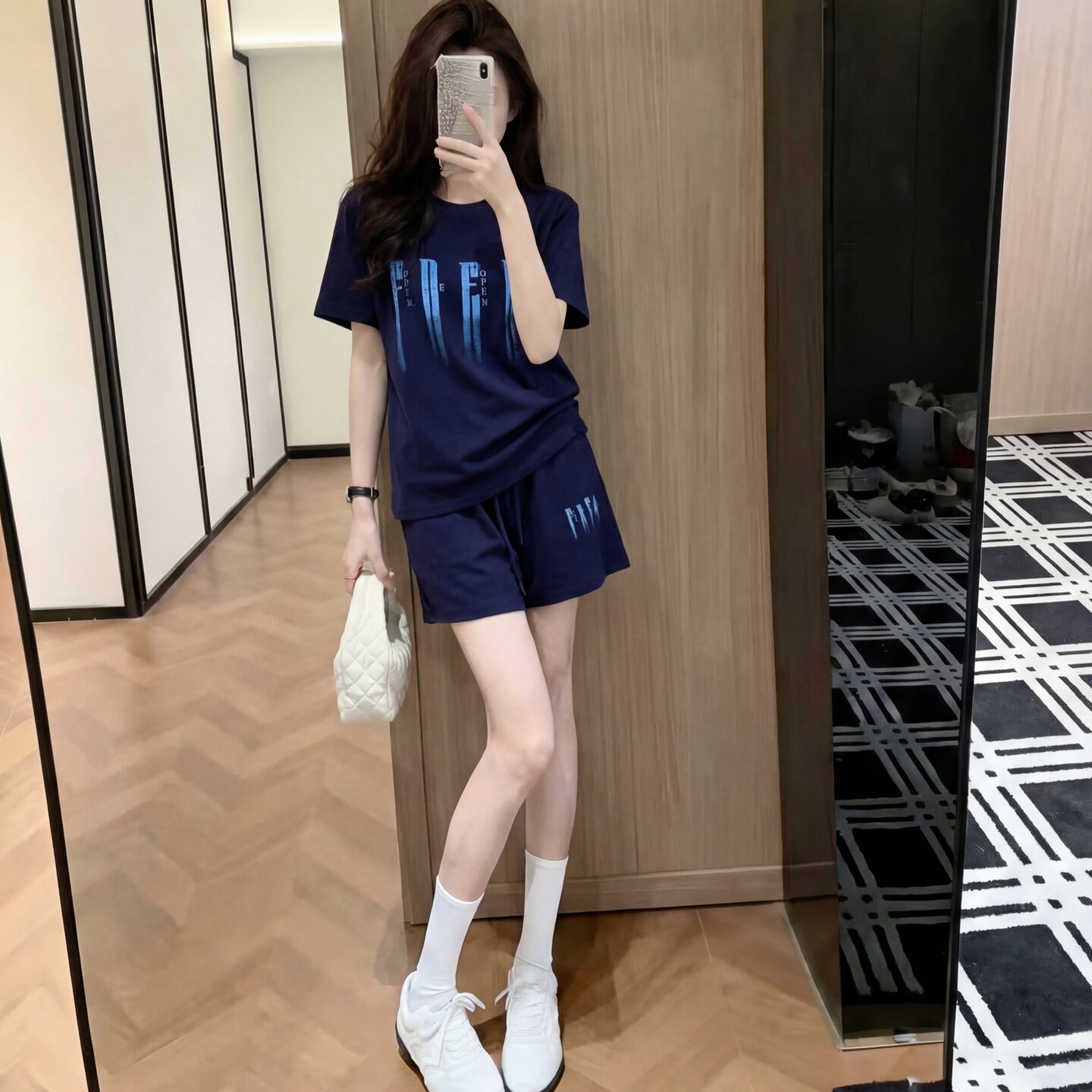 休闲印花短袖T恤运动套装女夏季慵懒风宽松显瘦时尚短裤两件套潮