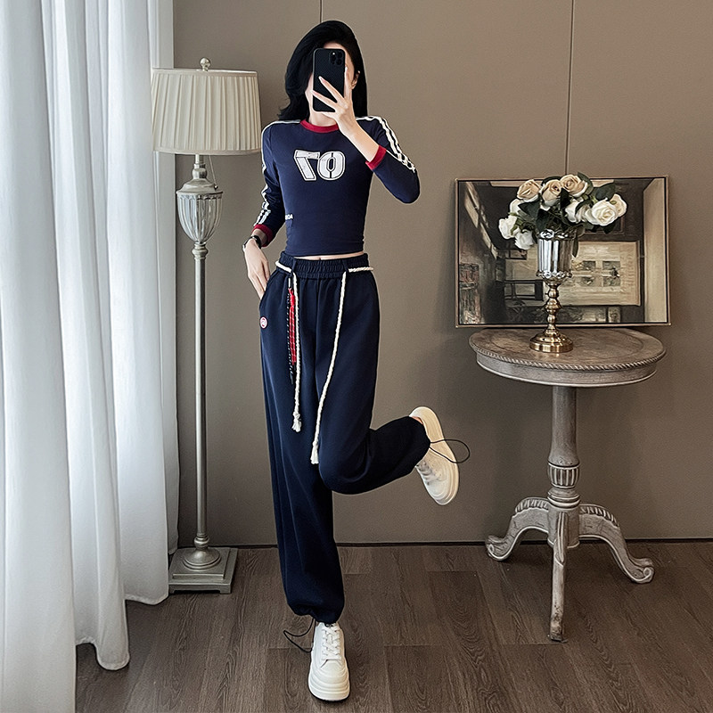 长袖t恤运动套装女阔腿裤俩件套