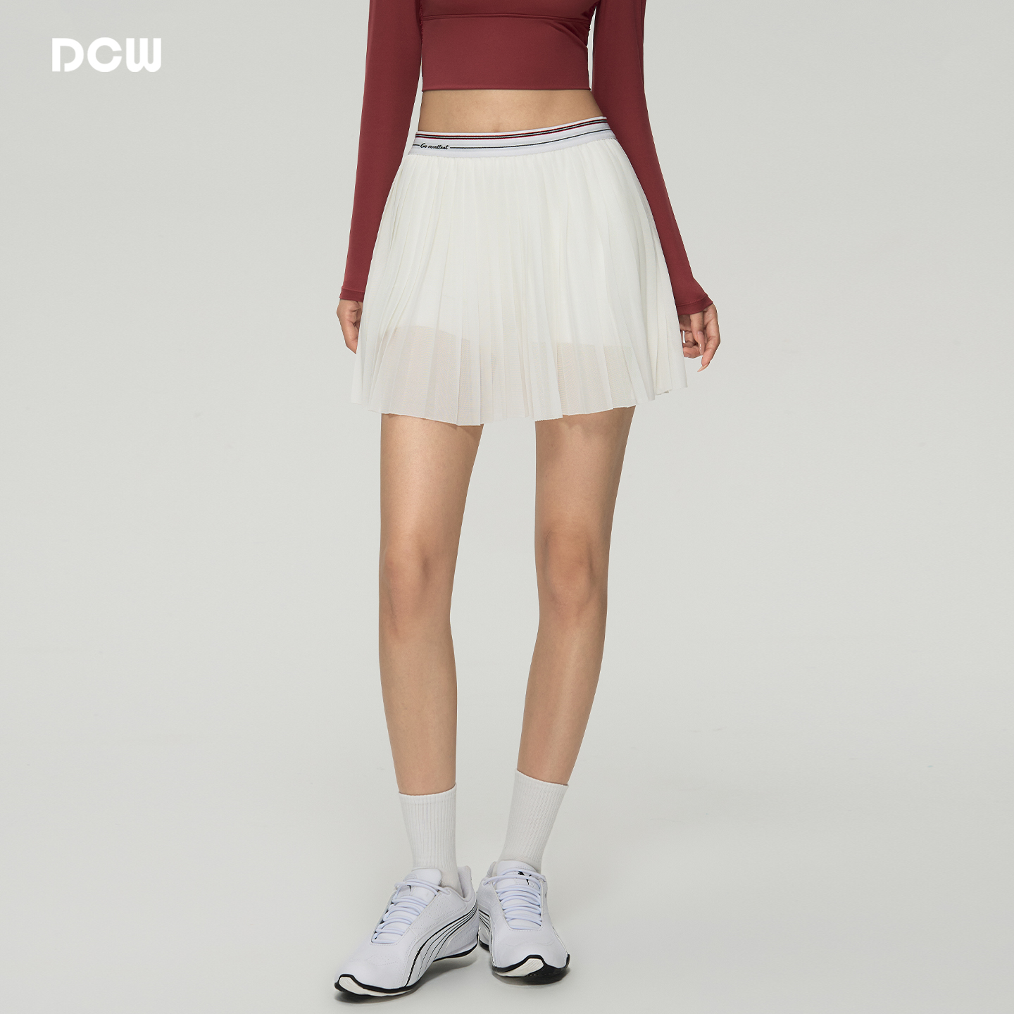 dcw跑步羽毛球健身网纱百褶裙女