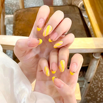 黄色穿戴甲新款美甲贴片