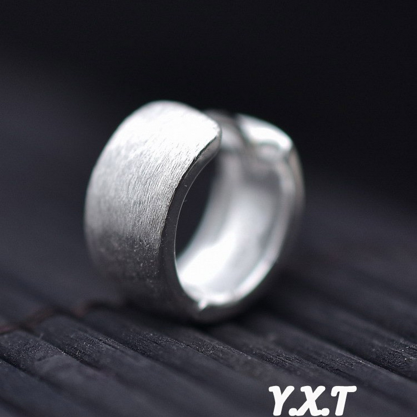 简约925纯银男女宽磨砂拉丝耳环