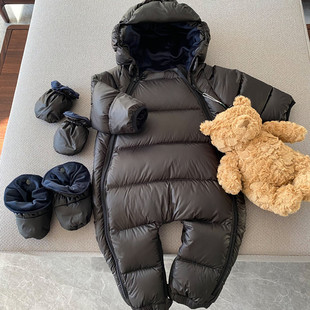 男女宝宝冬款加厚白鸭绒羽绒连体衣包脚婴儿羽绒服哈衣防风外出服