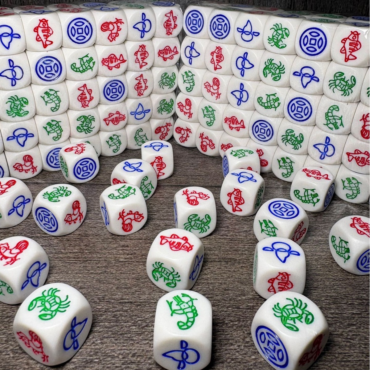 16mm鱼虾蟹鸡铜钱葫芦民间押宝棋牌娱乐6面圆角环保白色骰子麻将图片