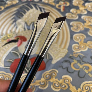 2支特惠 R210刀锋眼线刷精细节眼睑下至卧蚕化妆刷 沧州产小七同款