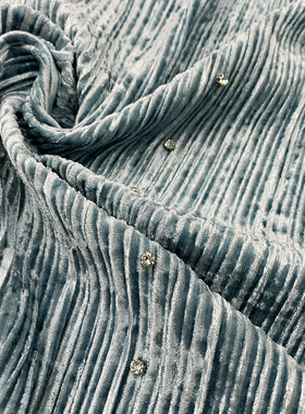 粉蓝色丝绒压褶布料钉砖石5MM6MM秋冬套装新款面料重工艺绒布DIY