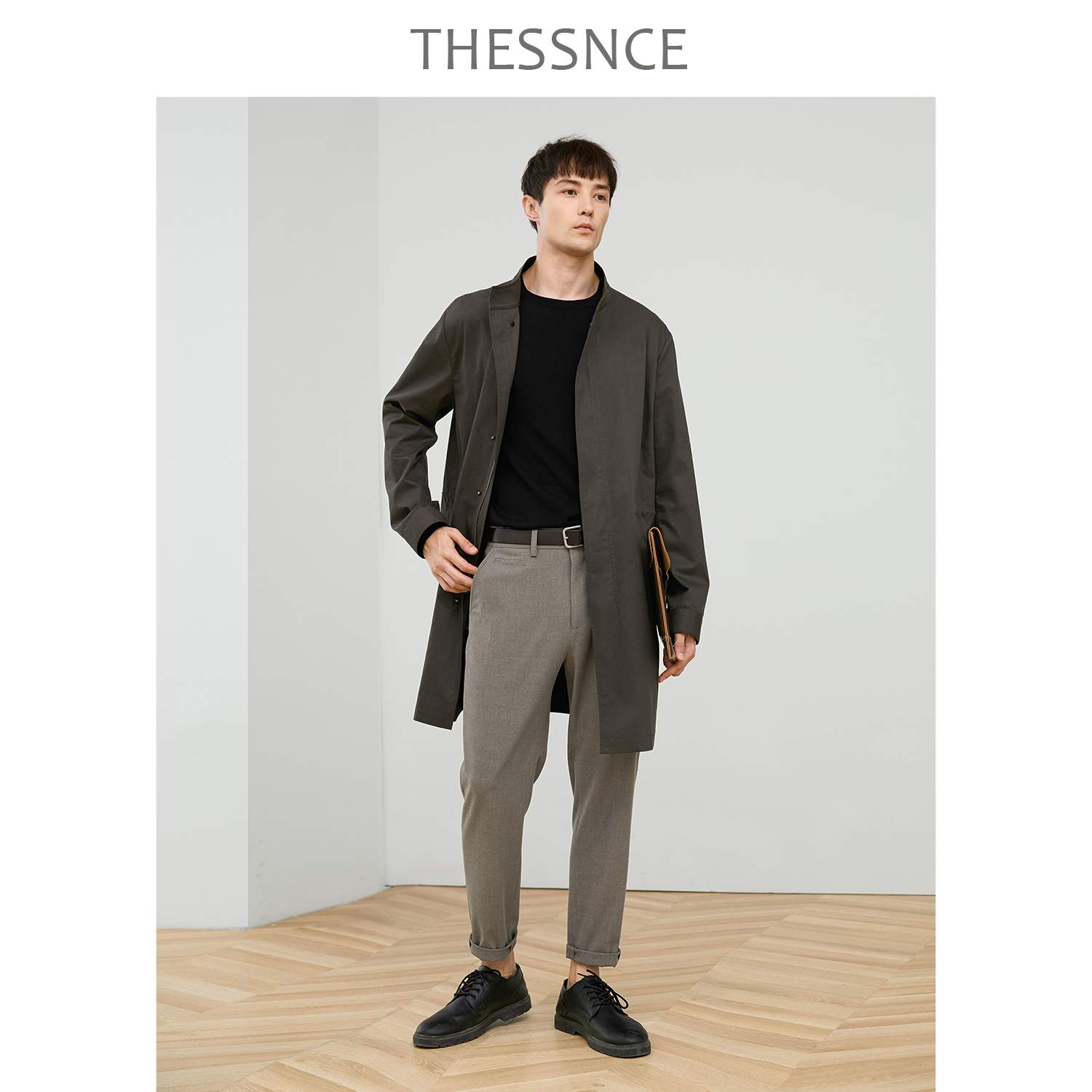 ¡¾THESSNCE¡¿¾«¹¤ÎÞÀïÈ«×ö¹â¹¤ÒÕÖг¤¿î¼òÔ¼¸ÉÁ·Á¢Áì·çÒÂÍâÌ×ÄÐÇï