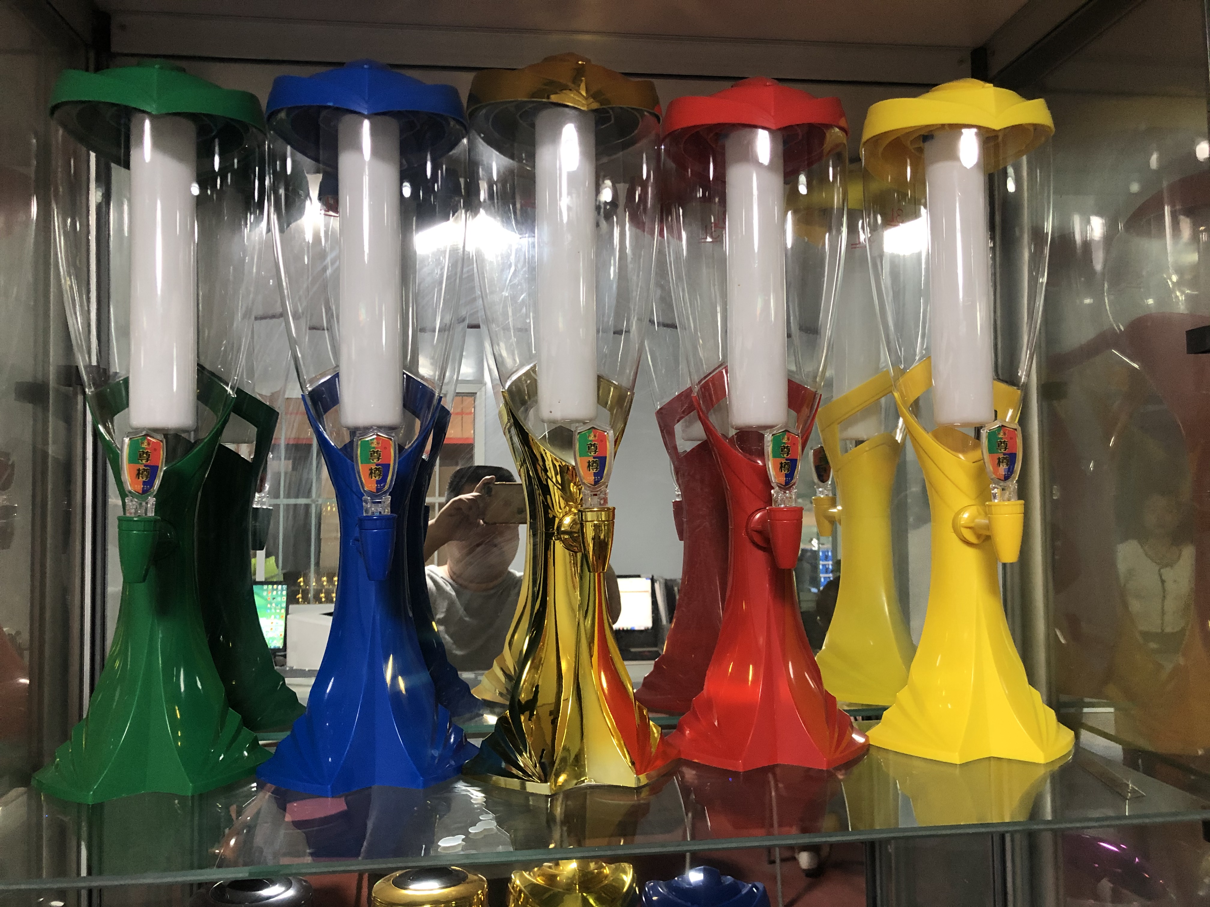 發(fā)光酒炮 青島扎啤酒炮 3L 七彩啤酒桶酒柱1.5L 2L扎啤桶廠家直銷