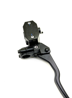 适用轻骑铃木酷飚摩托车刹车泵QS150-6-8-9悍道碟刹泵上泵总成