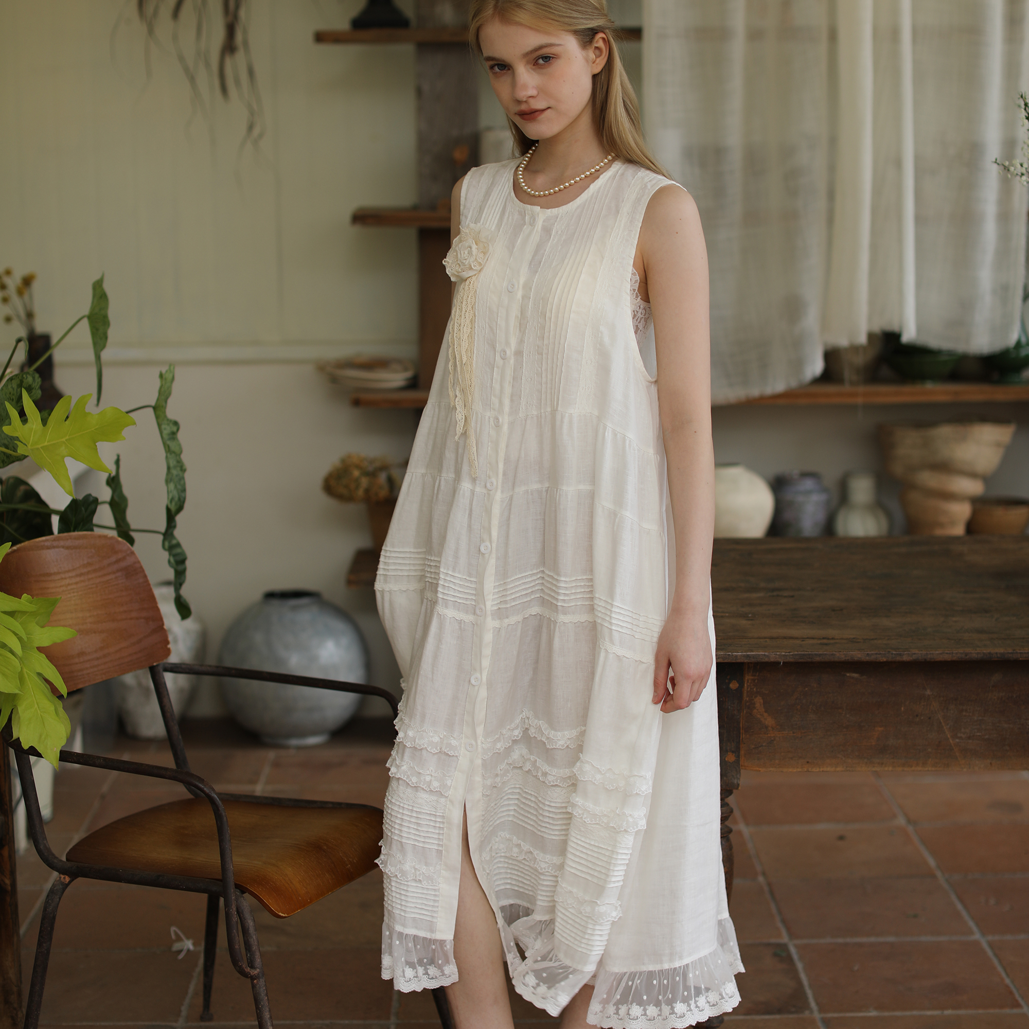 脸儿甄选 法式风琴褶 简约白 蕾丝边 优质亚麻宽松款 背心 连衣裙