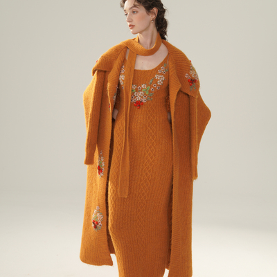 脸儿艺原创设计 羊毛羊绒 重工手工绣花 优雅吊带连衣裙+大衣外套