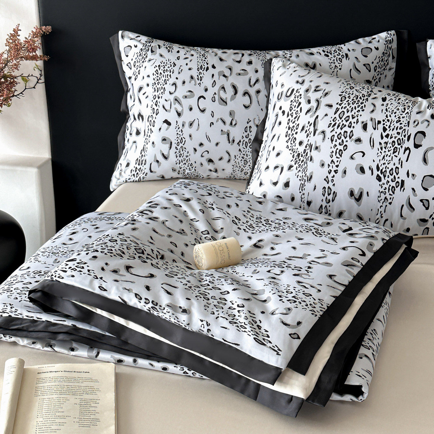 轻奢高级感豹纹水洗天丝夏凉被四件套双面冰丝夏季空调被2026新款