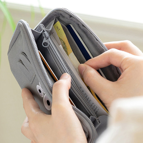 韩国Romane卡通旅行证件护照包大容量多收纳位男女钱卡包帆布拉链