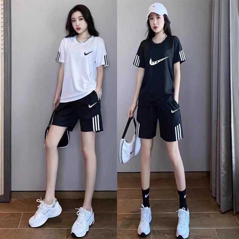 品牌女装运动休闲时尚情