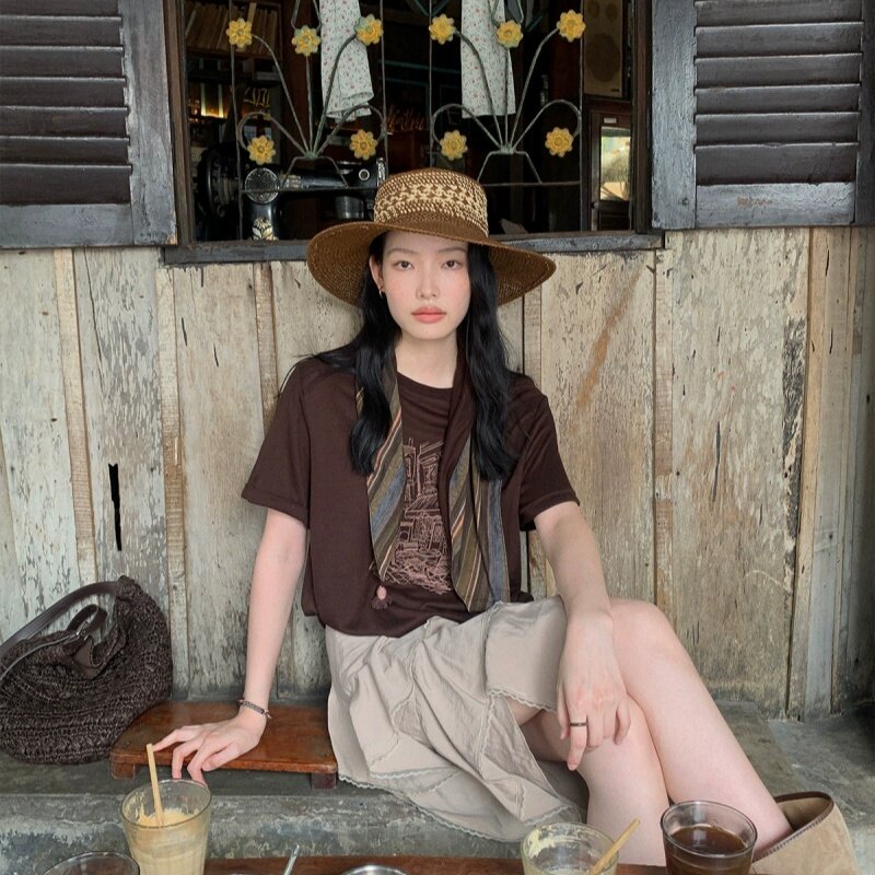 美拉德绣花丝巾宽松短袖T恤女