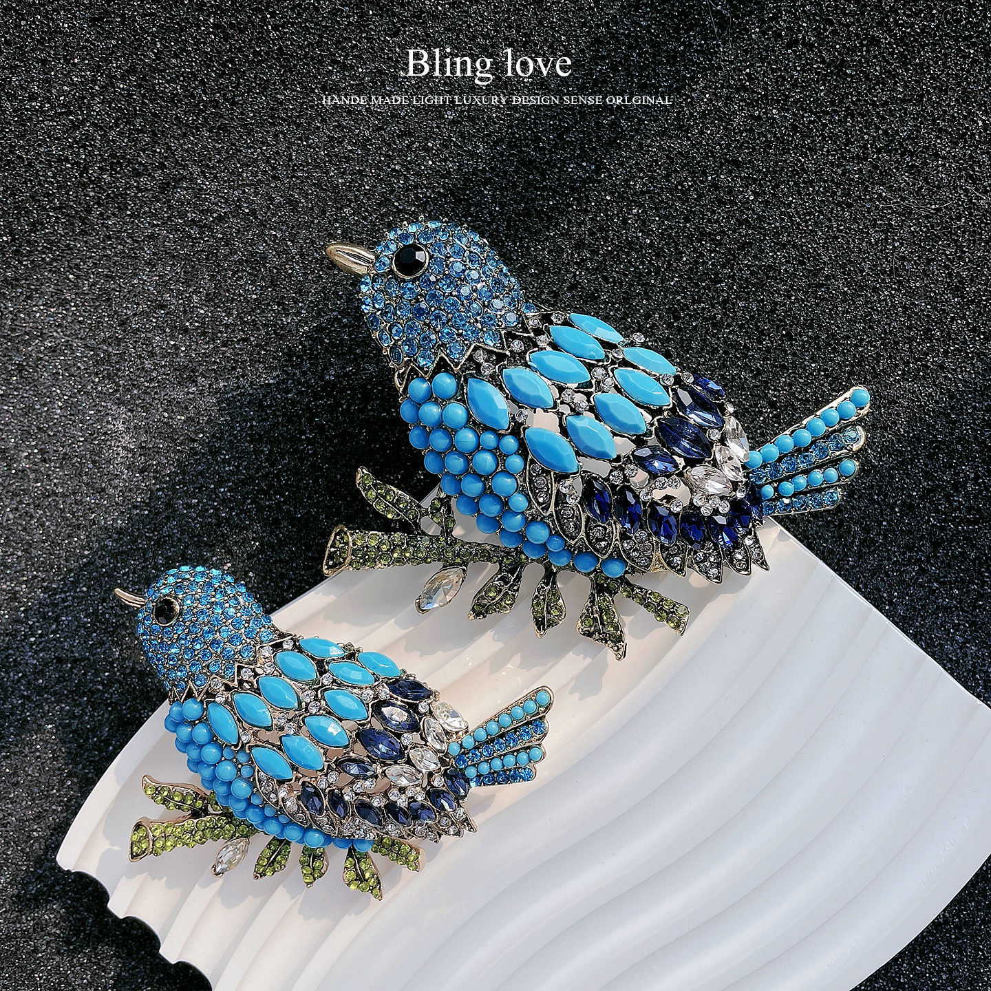 中古镶钻蓝色大号小鸟胸针