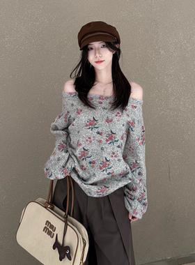 YANAG休闲童年花园羊驼毛斜肩套头毛衣女26春夏新款