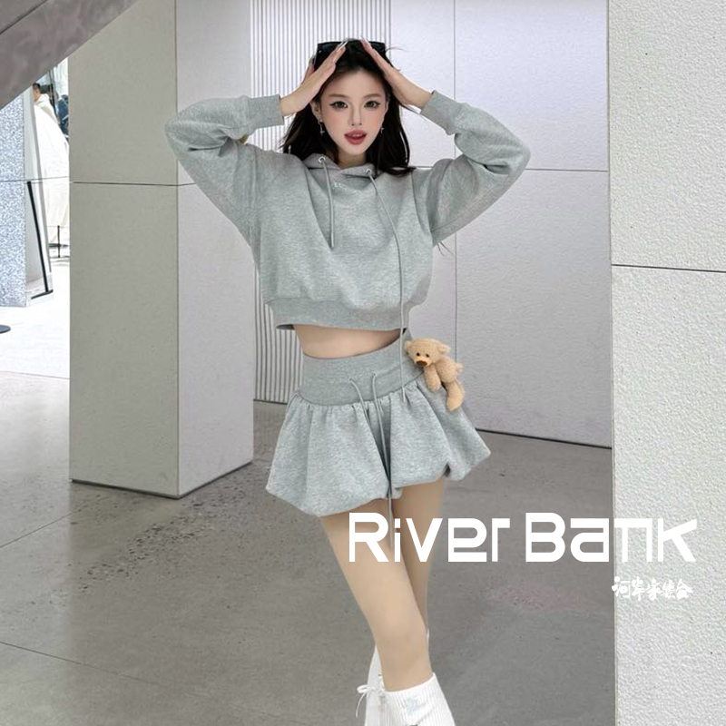 设计师品牌13DEMARZO祝绪丹同款刺绣短款卫衣帽衫卫抽绳花苞裙