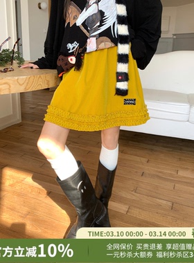 YANAG圣诞新年丝绒花边A字半身裙中裙女26春夏新款